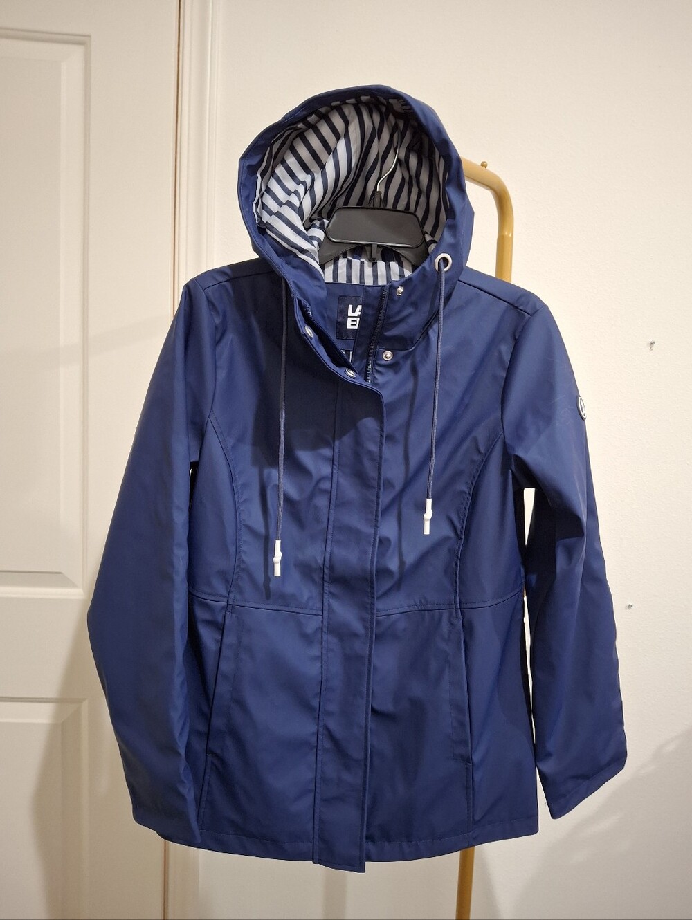 Lands' End Navy Hooded Jacket Striped Lining Waterproof Full Zipper Size XS NWT